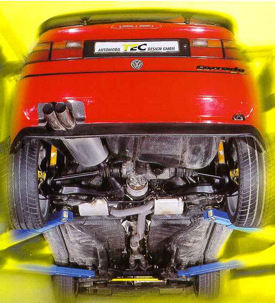 943